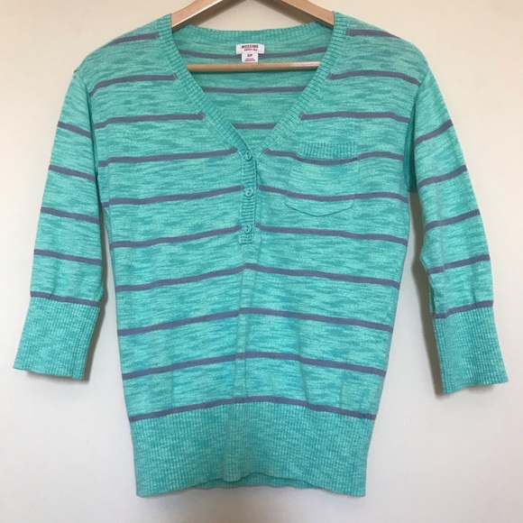 ⚠️mustbundle⚠️Mossimo sweater - Picture 4 of 7